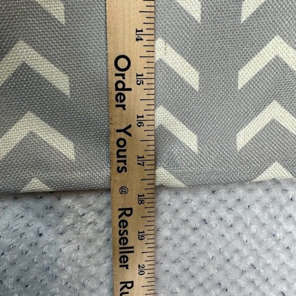 Unbranded 1 Pillowcase Cover Grey White Arrow Head Handmade Zip Closure Home Dec - Picture 4 of 5